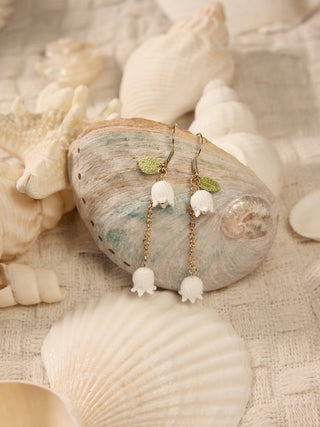 Long white bell lily of valley micro crochet earrings - Happy Vanilla Crochet