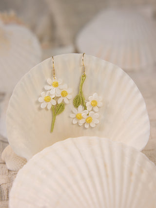 Sunny Daisy Micro Crochet Earrings - Happy Vanilla Crochet