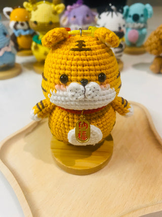 Cuddle Crew Friends - Happy Vanilla Crochet