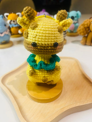 Cuddle Crew Friends - Happy Vanilla Crochet