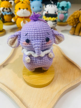 Cuddle Crew Friends - Happy Vanilla Crochet