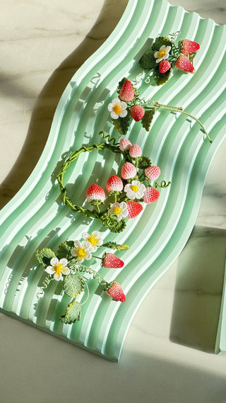 Strawberry Brooch and earrings Micro Crochet - Happy Vanilla Crochet