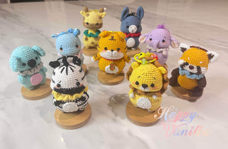 Cuddle Crew Friends - Happy Vanilla Crochet