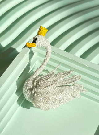 Brooches Micro-Crochet that Blossom on Your Heart —Bloom Where You're Planted - Happy Vanilla Crochet