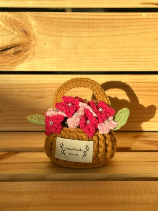 Everlasting Garden: Miniature Pot Plant Treasuries - Happy Vanilla Crochet