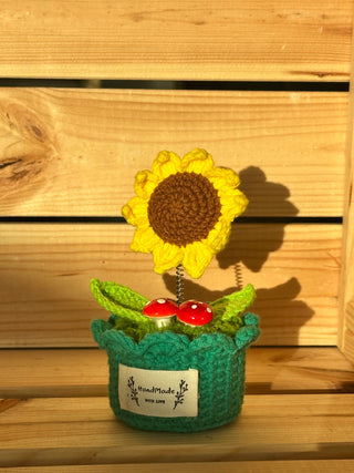 Everlasting Garden: Miniature Pot Plant Treasuries - Happy Vanilla Crochet