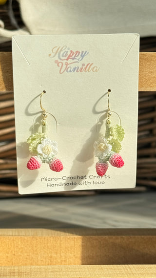 Strawberry Brooch and earrings Micro Crochet