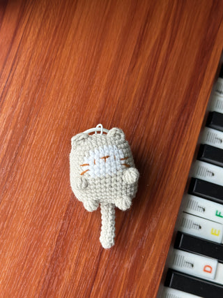 Little square cute kitten - Happy Vanilla Crochet