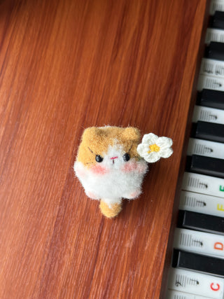 Little square cute kitten - Happy Vanilla Crochet