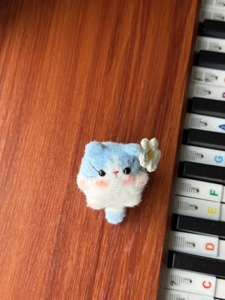 Little square cute kitten - Happy Vanilla Crochet