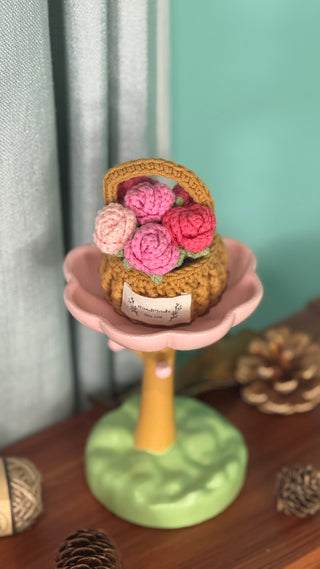 Coeur crocheté Love Blossom avec roses et plantes 