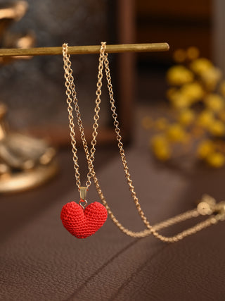 Sweetheart Micro Crochet Pendant Necklace – Handcrafted Charm in Classic Red