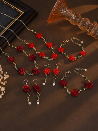 Enchanted Rose Vine Gift Set – Burgundy – hand-crocheted Rose Vine micro-crochet jewellery in crimson and burgundy